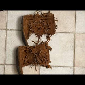 Minnetonka boots